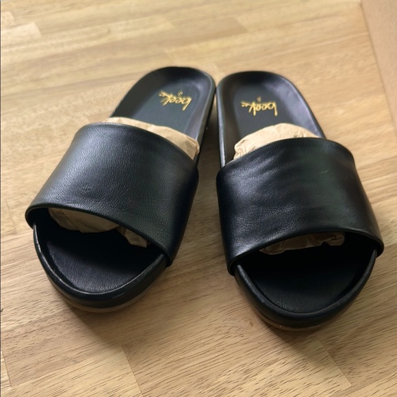 Beek Black Leather Sandals - Picture 3 of 8